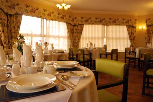 Fine Dining at Hanford Court Care Home Stoke on Trent
