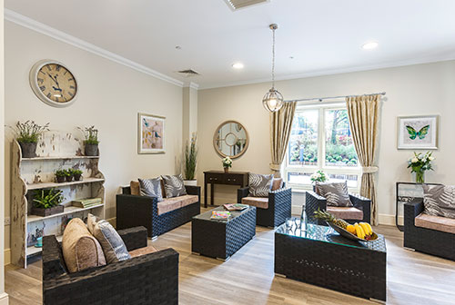 Astbury Manor Residential Care Home in Bracknell